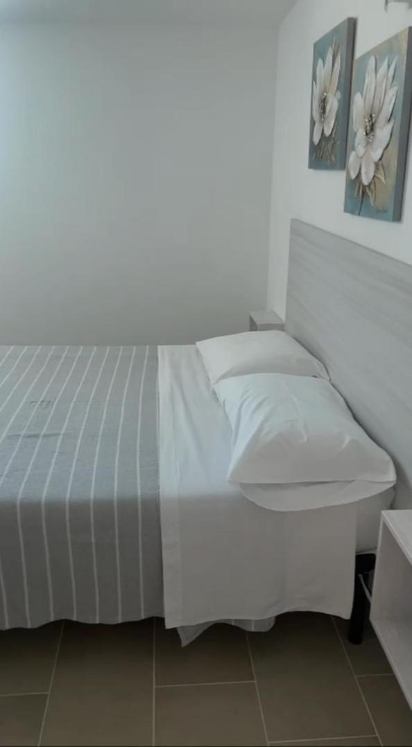 Perla Bianca Elite Vila Marina di Lizzano Exterior foto