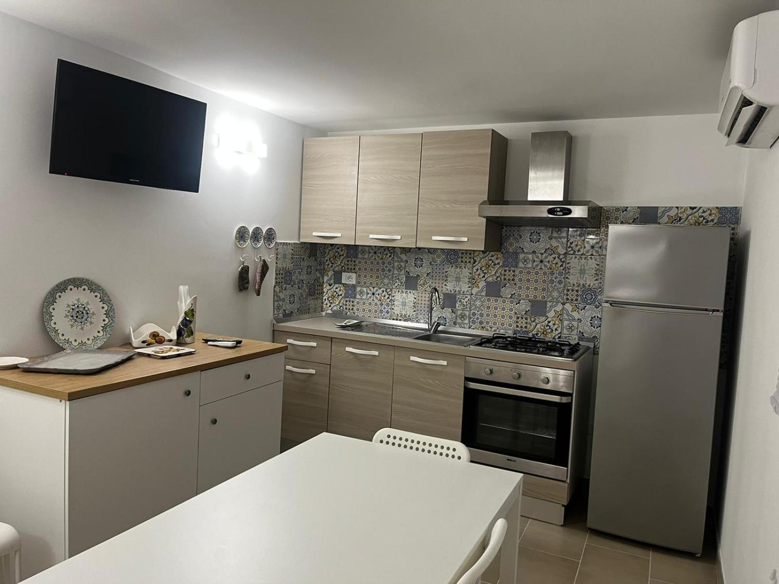 Perla Bianca Elite Vila Marina di Lizzano Exterior foto